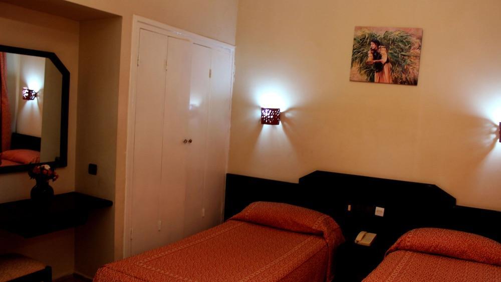 Hotel Al Bassatine Beni Mellal Exterior foto