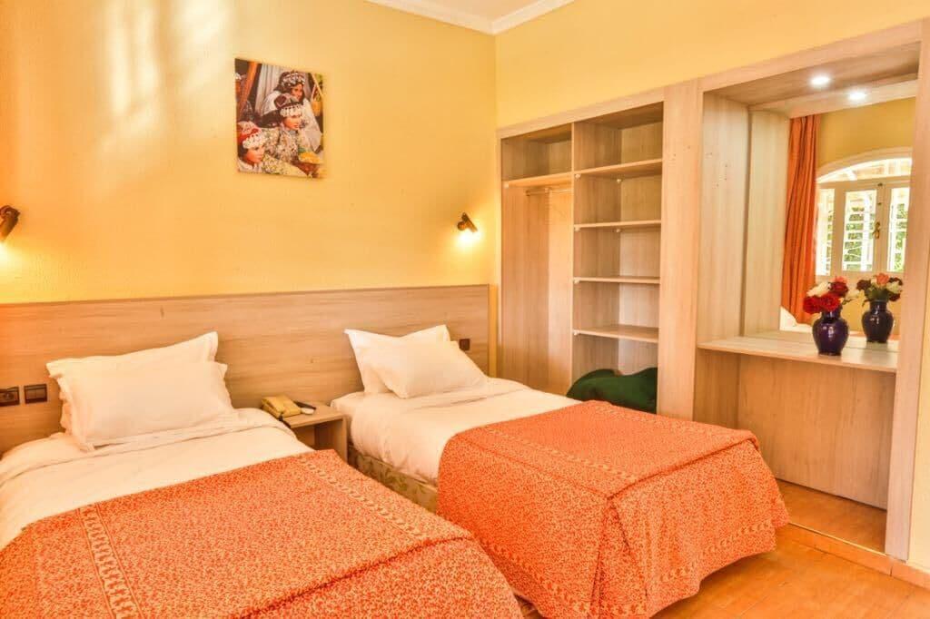 Hotel Al Bassatine Beni Mellal Exterior foto