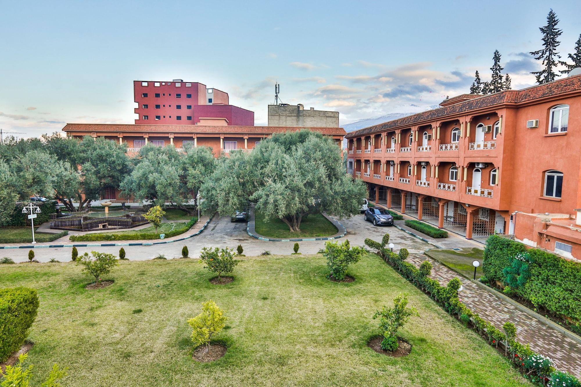 Hotel Al Bassatine Beni Mellal Exterior foto