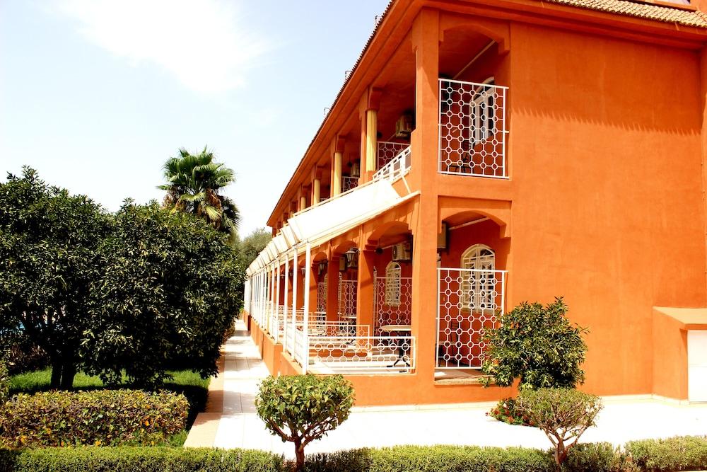 Hotel Al Bassatine Beni Mellal Exterior foto